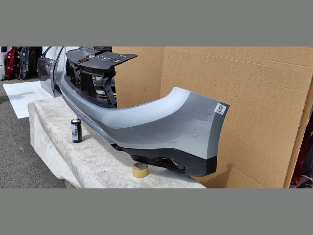 bontott DACIA DUSTER Első Lökhárító (Üresen)