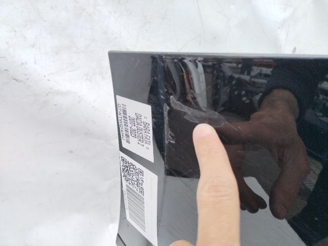 bontott DACIA DUSTER Első Lökhárító (Üresen)