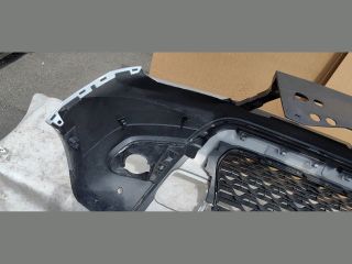 bontott DACIA DUSTER Első Lökhárító (Üresen)