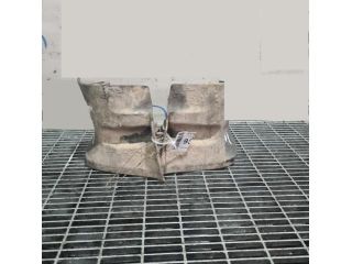 bontott DACIA DUSTER Első Sárvédő Gumi Pár