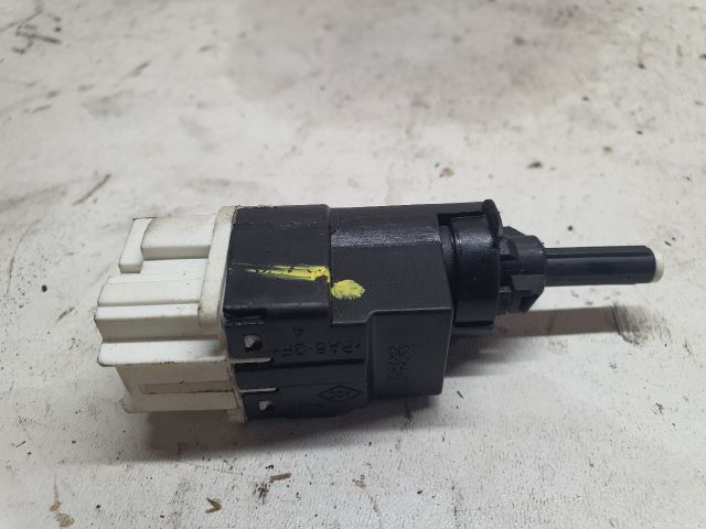 bontott DACIA DUSTER Fék Pedál Kapcsoló