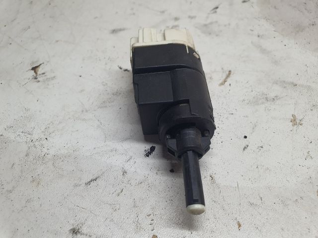 bontott DACIA DUSTER Fék Pedál Kapcsoló