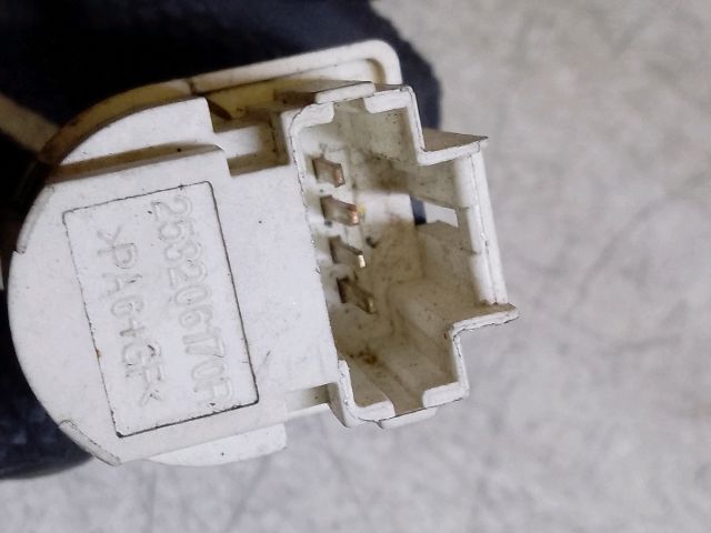 bontott DACIA DUSTER Fék Pedál Kapcsoló