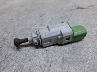 bontott DACIA DUSTER Fék Pedál Kapcsoló