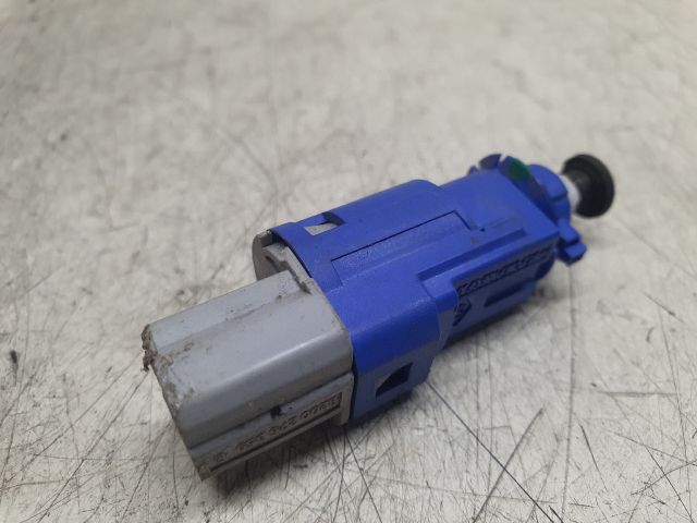 bontott DACIA DUSTER Fék Pedál Kapcsoló