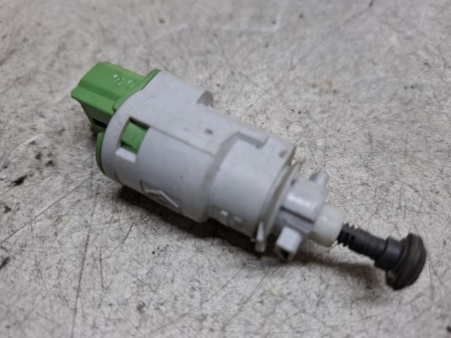 bontott DACIA DUSTER Fék Pedál Kapcsoló