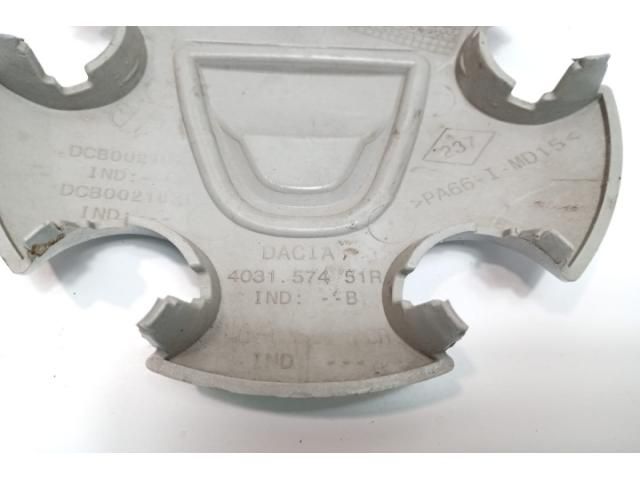 bontott DACIA DUSTER Felniközép (1 db)