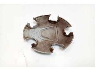 bontott DACIA DUSTER Felniközép (1 db)