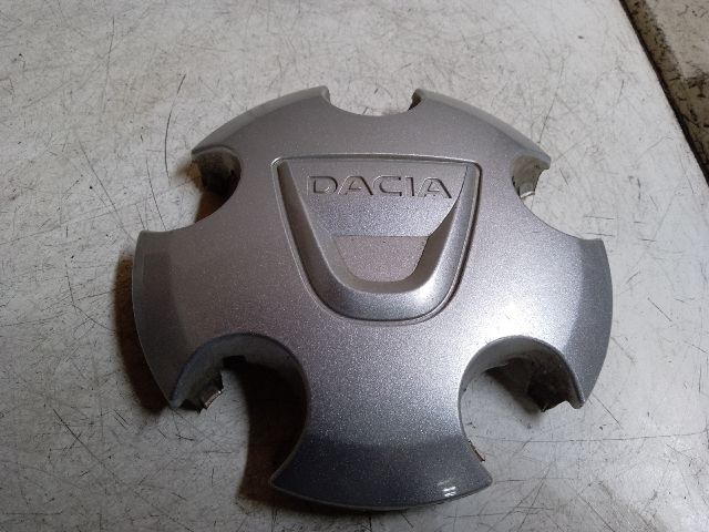 bontott DACIA DUSTER Felniközép Pár