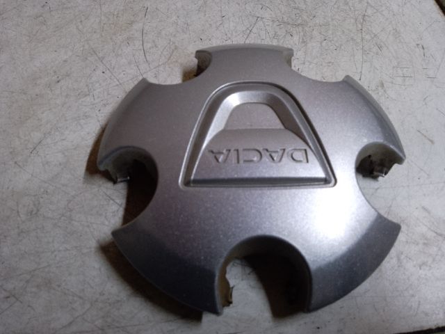 bontott DACIA DUSTER Felniközép Pár