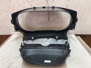 bontott DACIA DUSTER Felső Kormányoszlop Burkolat