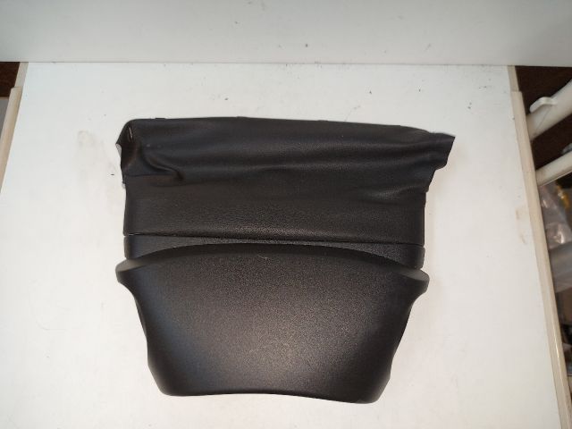 bontott DACIA DUSTER Felső Kormányoszlop Burkolat