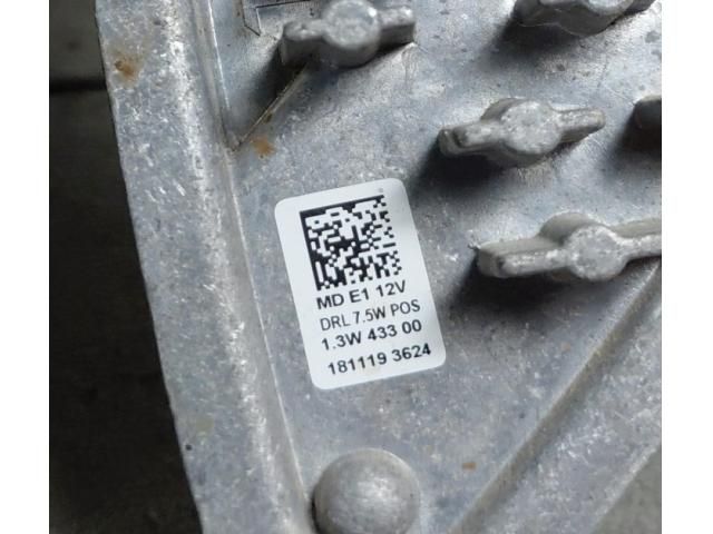 bontott DACIA DUSTER Fényszóró Elektronika