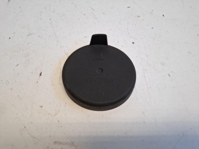 bontott DACIA DUSTER Fényszóró Lámpabúra Fedél