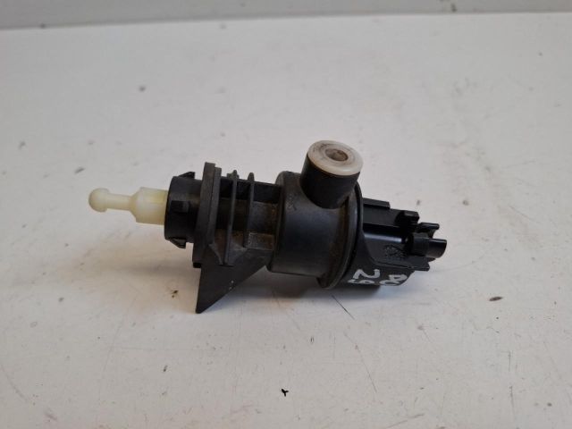 bontott DACIA DUSTER Fényszórómagasság Állító Motor Bal