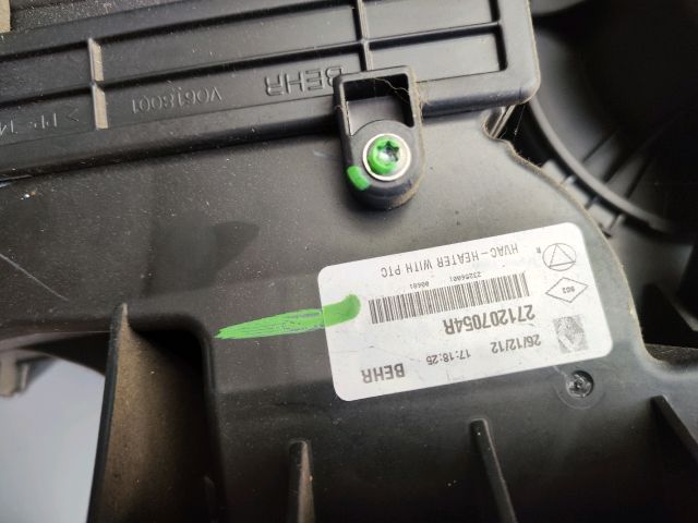 bontott DACIA DUSTER Fűtés Box