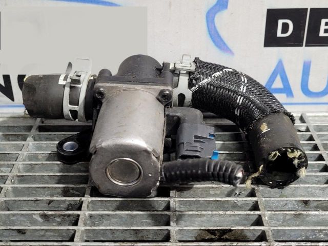 bontott DACIA DUSTER Fűtéscsap