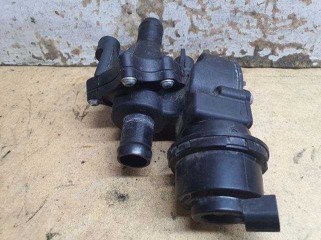 bontott DACIA DUSTER Fűtéscsap