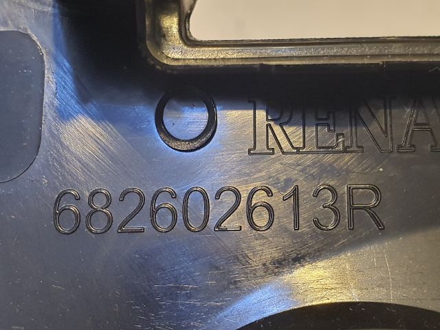 bontott DACIA DUSTER Fűtéskapcsoló Keret