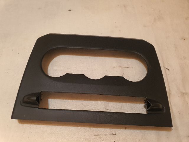 bontott DACIA DUSTER Fűtéskapcsoló Keret