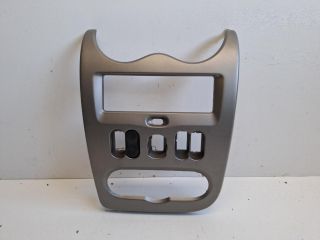 bontott DACIA DUSTER Fűtéskapcsoló Keret