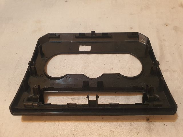 bontott DACIA DUSTER Fűtéskapcsoló Keret