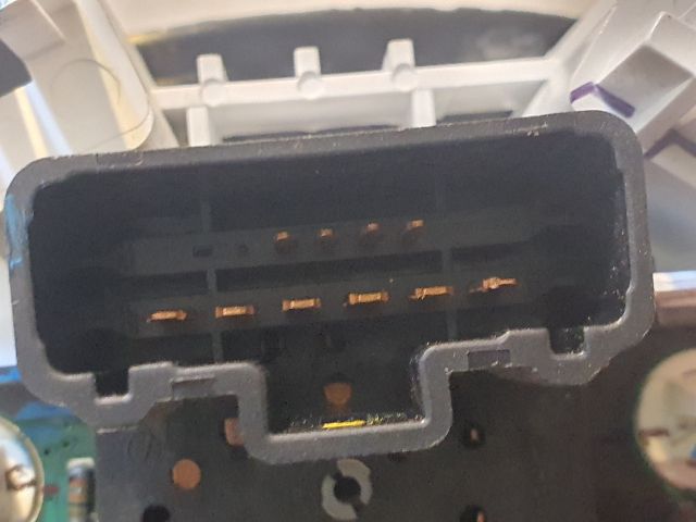 bontott DACIA DUSTER Fűtéskapcsoló (manuális klímás)