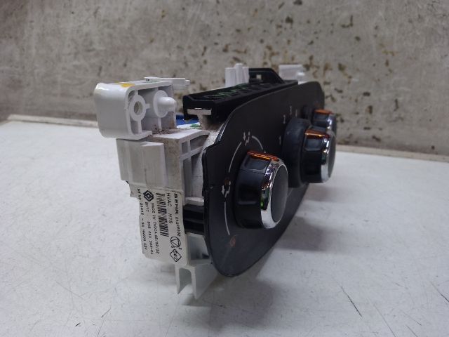 bontott DACIA DUSTER Fűtéskapcsoló (manuális klímás)