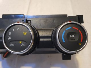 bontott DACIA DUSTER Fűtéskapcsoló (manuális klímás)