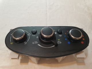 bontott DACIA DUSTER Fűtéskapcsoló (manuális klímás)