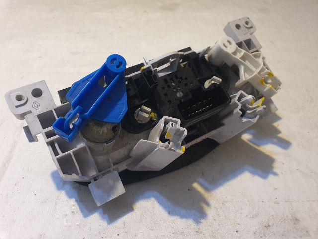 bontott DACIA DUSTER Fűtéskapcsoló (manuális klímás)