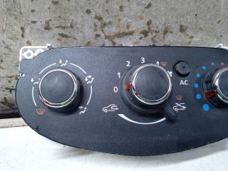 bontott DACIA DUSTER Fűtéskapcsoló (manuális klímás)