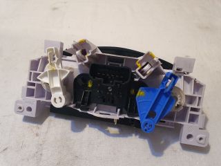 bontott DACIA DUSTER Fűtéskapcsoló (manuális klímás)