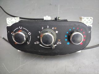 bontott DACIA DUSTER Fűtéskapcsoló (Nem klímás)