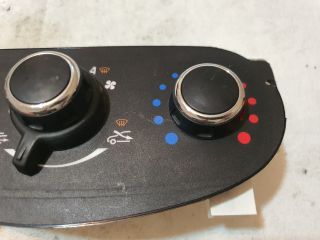 bontott DACIA DUSTER Fűtéskapcsoló (Nem klímás)