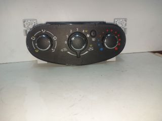 bontott DACIA DUSTER Fűtéskapcsoló