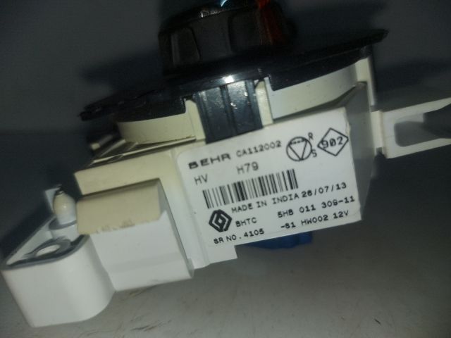 bontott DACIA DUSTER Fűtéskapcsoló