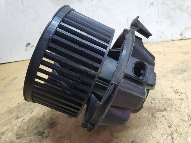 bontott DACIA DUSTER Fűtőmotor (Klímás)