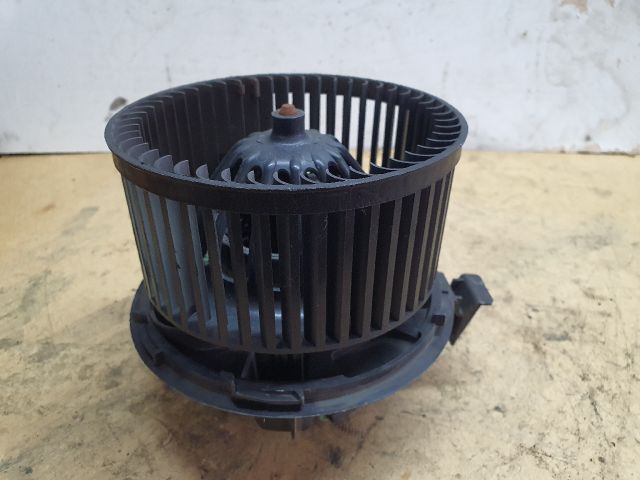 bontott DACIA DUSTER Fűtőmotor (Klímás)