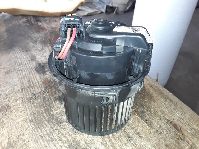 bontott DACIA DUSTER Fűtőmotor (Klímás)