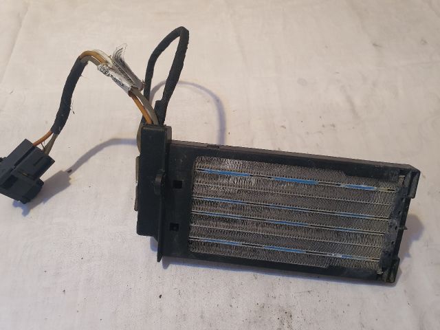 bontott DACIA DUSTER Fűtőradiátor (Elektromos)