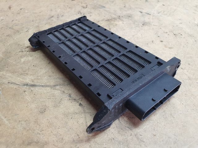 bontott DACIA DUSTER Fűtőradiátor (Elektromos)