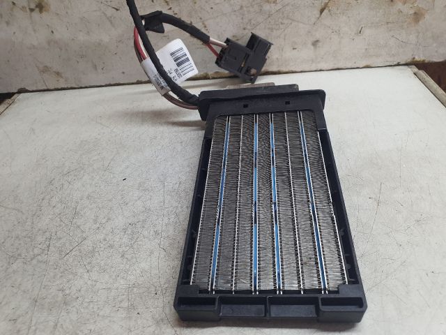 bontott DACIA DUSTER Fűtőradiátor (Elektromos)