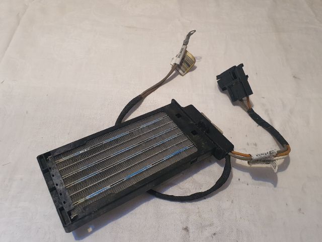 bontott DACIA DUSTER Fűtőradiátor (Elektromos)