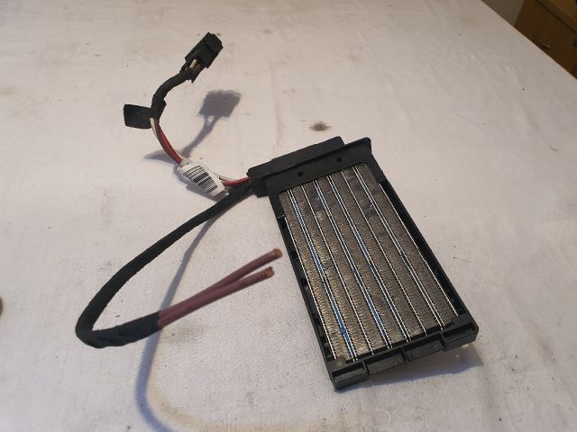 bontott DACIA DUSTER Fűtőradiátor (Elektromos)