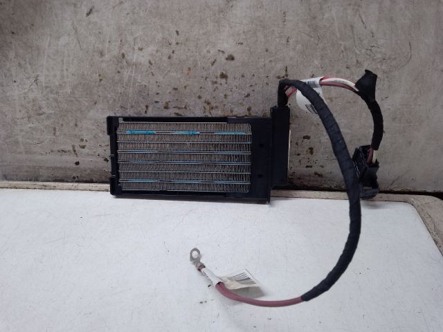 bontott DACIA DUSTER Fűtőradiátor (Elektromos)