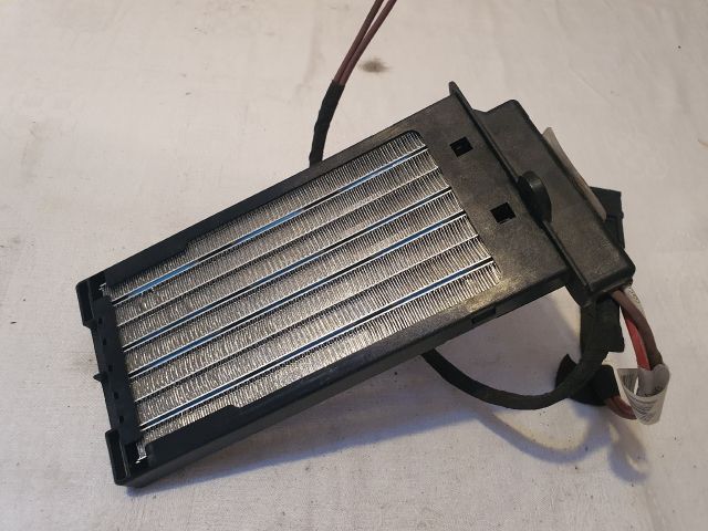 bontott DACIA DUSTER Fűtőradiátor (Elektromos)