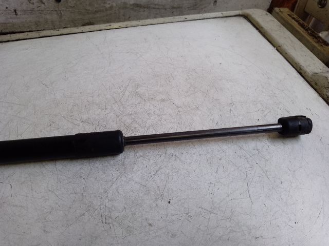 bontott DACIA DUSTER Gázrugós Kitámasztó Teleszkóp Csomagtérajtó (Pozíciófüggetlen)