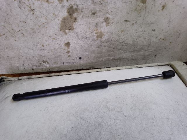 bontott DACIA DUSTER Gázrugós Kitámasztó Teleszkóp Csomagtérajtó (Pozíciófüggetlen)