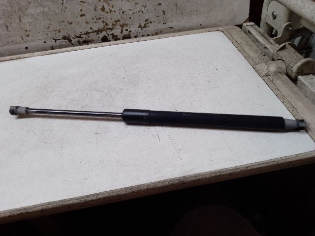 bontott DACIA DUSTER Gázrugós Kitámasztó Teleszkóp Csomagtérajtó (Pozíciófüggetlen)